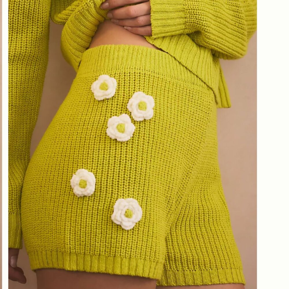 Brand New Flat White for Anthropologie Crochet Flower Shorts